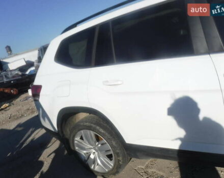 Білий Фольксваген Atlas, об'ємом двигуна 3.6 л та пробігом 173 тис. км за 12500 $, фото 40 на Automoto.ua