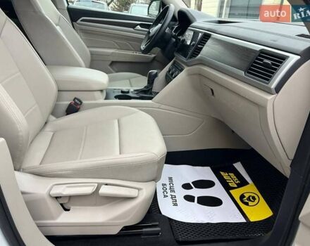 Білий Фольксваген Atlas, об'ємом двигуна 3.6 л та пробігом 131 тис. км за 27500 $, фото 22 на Automoto.ua