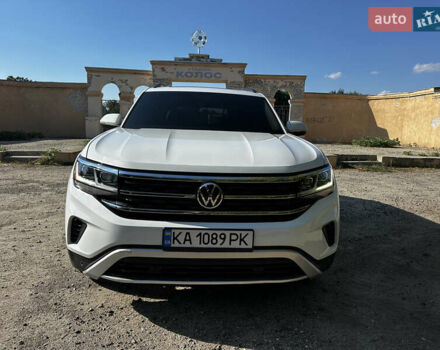 Белый Фольксваген Atlas, объемом двигателя 3.6 л и пробегом 70 тыс. км за 27500 $, фото 2 на Automoto.ua