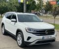 Белый Фольксваген Atlas, объемом двигателя 3.6 л и пробегом 36 тыс. км за 27000 $, фото 2 на Automoto.ua