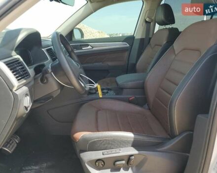 Белый Фольксваген Atlas, объемом двигателя 3.6 л и пробегом 3 тыс. км за 14470 $, фото 7 на Automoto.ua