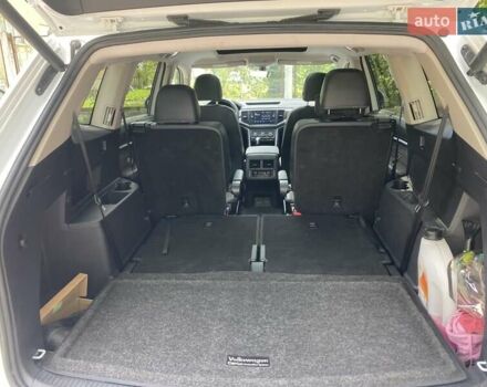 Белый Фольксваген Atlas, объемом двигателя 3.6 л и пробегом 36 тыс. км за 27000 $, фото 12 на Automoto.ua