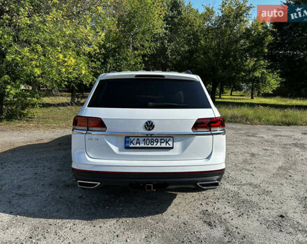 Белый Фольксваген Atlas, объемом двигателя 3.6 л и пробегом 70 тыс. км за 27500 $, фото 9 на Automoto.ua