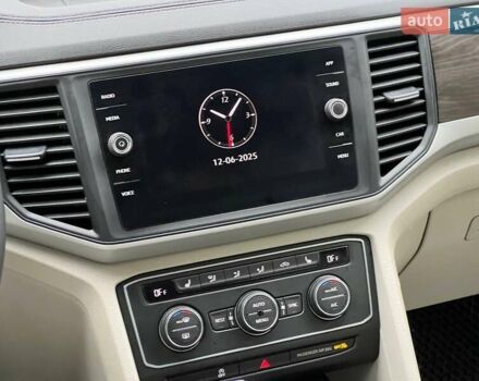 Білий Фольксваген Atlas, об'ємом двигуна 3.6 л та пробігом 131 тис. км за 27500 $, фото 18 на Automoto.ua