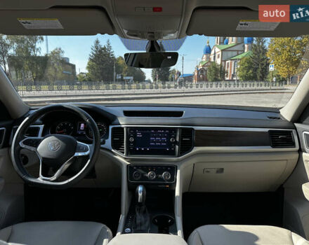 Белый Фольксваген Atlas, объемом двигателя 3.6 л и пробегом 70 тыс. км за 27500 $, фото 30 на Automoto.ua