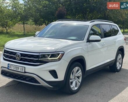 Белый Фольксваген Atlas, объемом двигателя 3.6 л и пробегом 36 тыс. км за 27000 $, фото 1 на Automoto.ua