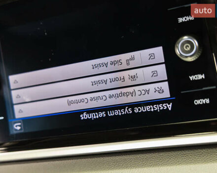 Белый Фольксваген Atlas, объемом двигателя 3.6 л и пробегом 101 тыс. км за 26700 $, фото 31 на Automoto.ua