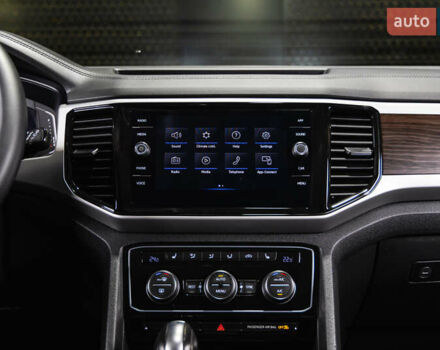 Белый Фольксваген Atlas, объемом двигателя 3.6 л и пробегом 101 тыс. км за 26700 $, фото 16 на Automoto.ua