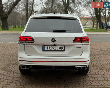 Білий Фольксваген Atlas, об'ємом двигуна 3.6 л та пробігом 61 тис. км за 33700 $, фото 7 на Automoto.ua