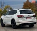 Белый Фольксваген Atlas, объемом двигателя 3.6 л и пробегом 105 тыс. км за 30999 $, фото 5 на Automoto.ua