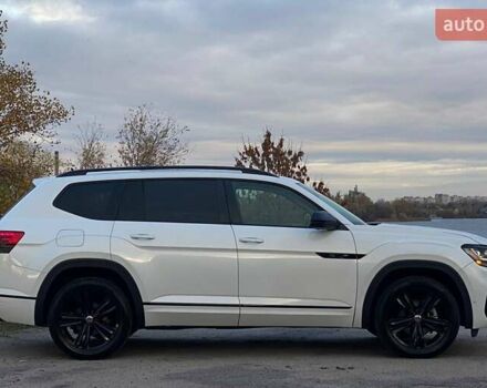 Белый Фольксваген Atlas, объемом двигателя 3.6 л и пробегом 105 тыс. км за 30999 $, фото 8 на Automoto.ua