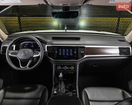 Белый Фольксваген Atlas, объемом двигателя 3.6 л и пробегом 101 тыс. км за 26700 $, фото 19 на Automoto.ua