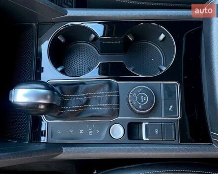 Белый Фольксваген Atlas, объемом двигателя 3.6 л и пробегом 105 тыс. км за 30999 $, фото 19 на Automoto.ua