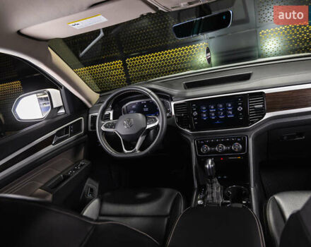 Белый Фольксваген Atlas, объемом двигателя 3.6 л и пробегом 101 тыс. км за 26700 $, фото 18 на Automoto.ua