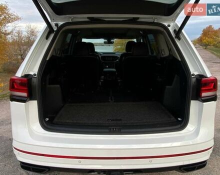 Белый Фольксваген Atlas, объемом двигателя 3.6 л и пробегом 105 тыс. км за 30999 $, фото 40 на Automoto.ua