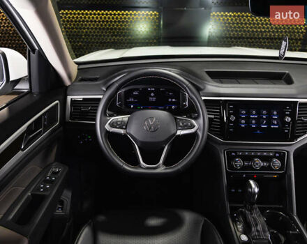 Белый Фольксваген Atlas, объемом двигателя 3.6 л и пробегом 101 тыс. км за 26700 $, фото 10 на Automoto.ua