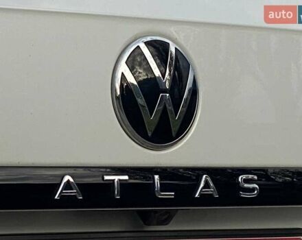 Белый Фольксваген Atlas, объемом двигателя 3.6 л и пробегом 105 тыс. км за 30999 $, фото 13 на Automoto.ua