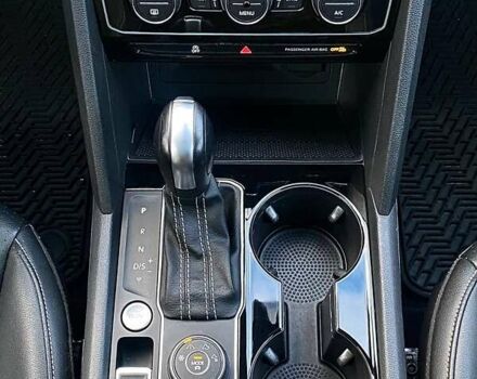 Белый Фольксваген Atlas, объемом двигателя 3.6 л и пробегом 105 тыс. км за 30999 $, фото 23 на Automoto.ua