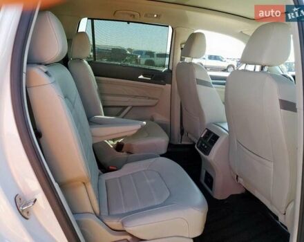 Белый Фольксваген Atlas, объемом двигателя 3.6 л и пробегом 38 тыс. км за 8000 $, фото 10 на Automoto.ua