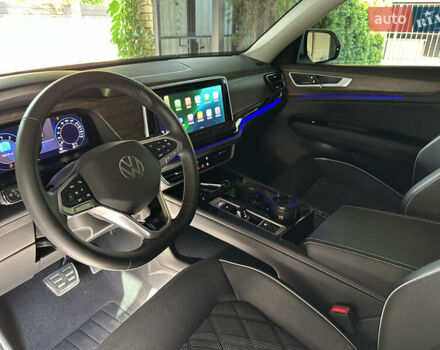 Белый Фольксваген Atlas, объемом двигателя 2 л и пробегом 12 тыс. км за 45500 $, фото 18 на Automoto.ua