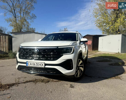 Фольксваген Atlas 2024 в Кропивницком (Кировограде) на Automoto.ua Белый Фольксваген Atlas, объемом двигателя 2 л и пробегом 40 тыс. км за 47500 $, фото 6 на Automoto.ua