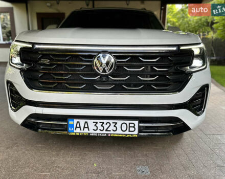 Белый Фольксваген Atlas, объемом двигателя 2 л и пробегом 12 тыс. км за 45500 $, фото 6 на Automoto.ua