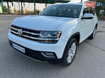 Фольксваген Atlas 2017 у Києві на Automoto.ua Білий Фольксваген Atlas, об'ємом двигуна 3.6 л та пробігом 98 тис. км за 23700 $, фото 1 на Automoto.ua