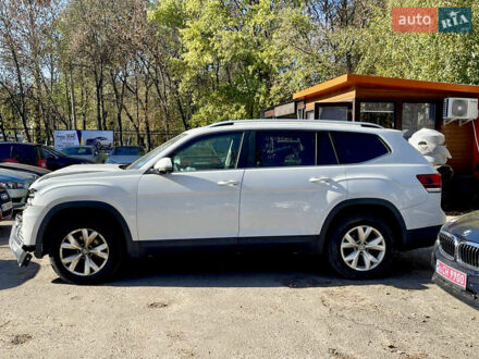 Фольксваген Atlas 2017 в Львове на Automoto.ua Белый Фольксваген Atlas, объемом двигателя 2 л и пробегом 191 тыс. км за 10950 $, фото 1 на Automoto.ua