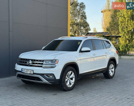 Білий Фольксваген Atlas, об'ємом двигуна 3.6 л та пробігом 160 тис. км за 19200 $, фото 1 на Automoto.ua