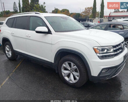 Білий Фольксваген Atlas, об'ємом двигуна 3.6 л та пробігом 165 тис. км за 4500 $, фото 1 на Automoto.ua