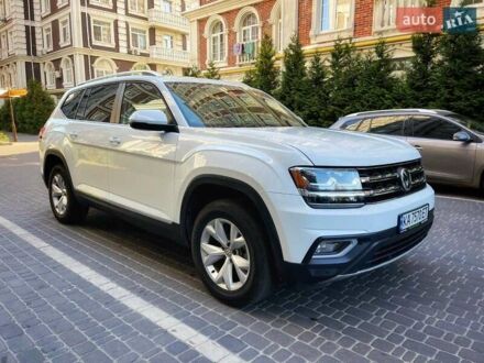 Фольксваген Atlas 2018 у Києві на Automoto.ua Білий Фольксваген Atlas, об'ємом двигуна 3.6 л та пробігом 107 тис. км за 20999 $, фото 1 на Automoto.ua
