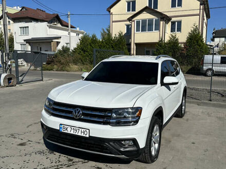 Білий Фольксваген Atlas, об'ємом двигуна 3.6 л та пробігом 69 тис. км за 25000 $, фото 1 на Automoto.ua