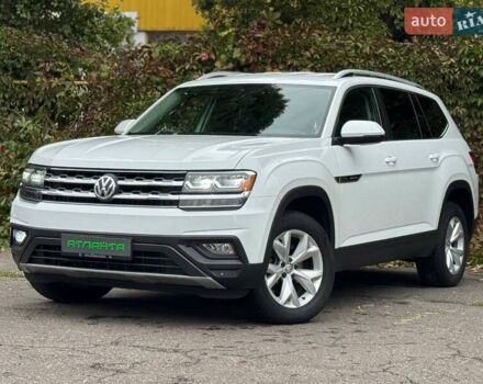 Білий Фольксваген Atlas, об'ємом двигуна 3.6 л та пробігом 110 тис. км за 17900 $, фото 1 на Automoto.ua