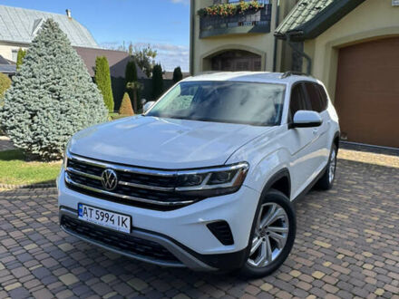 Фольксваген Atlas 2020 в Ивано-Франковске на Automoto.ua Белый Фольксваген Atlas, объемом двигателя 3.6 л и пробегом 120 тыс. км за 28999 $, фото 1 на Automoto.ua