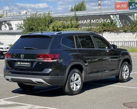 Чорний Фольксваген Atlas, об'ємом двигуна 3.6 л та пробігом 120 тис. км за 19999 $, фото 9 на Automoto.ua