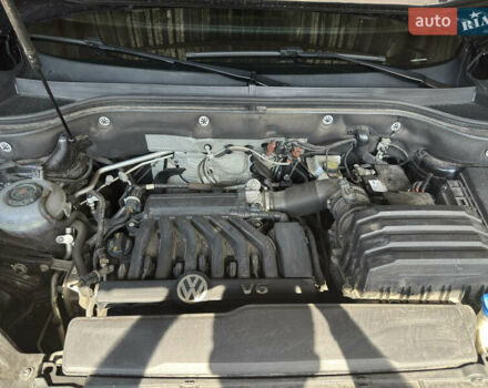 Черный Фольксваген Atlas, объемом двигателя 3.6 л и пробегом 120 тыс. км за 26500 $, фото 24 на Automoto.ua