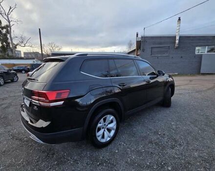 Черный Фольксваген Atlas, объемом двигателя 3.6 л и пробегом 180 тыс. км за 19600 $, фото 4 на Automoto.ua