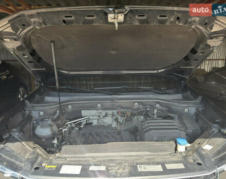 Черный Фольксваген Atlas, объемом двигателя 3.6 л и пробегом 120 тыс. км за 26500 $, фото 23 на Automoto.ua