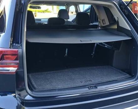 Чорний Фольксваген Atlas, об'ємом двигуна 3.6 л та пробігом 122 тис. км за 16500 $, фото 17 на Automoto.ua