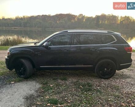Черный Фольксваген Atlas, объемом двигателя 3.6 л и пробегом 159 тыс. км за 24000 $, фото 20 на Automoto.ua