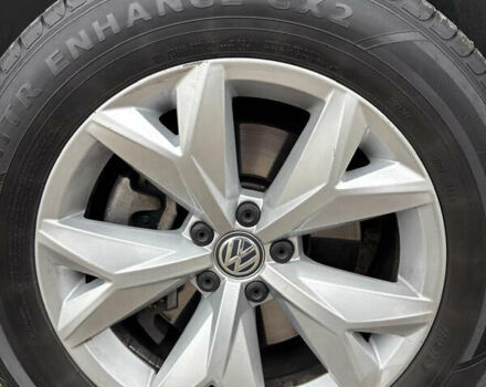 Черный Фольксваген Atlas, объемом двигателя 3.6 л и пробегом 68 тыс. км за 27500 $, фото 12 на Automoto.ua