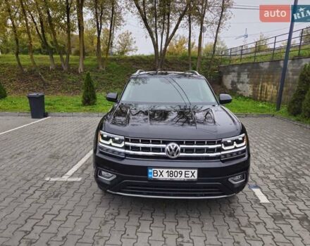 Черный Фольксваген Atlas, объемом двигателя 3.6 л и пробегом 90 тыс. км за 25500 $, фото 1 на Automoto.ua