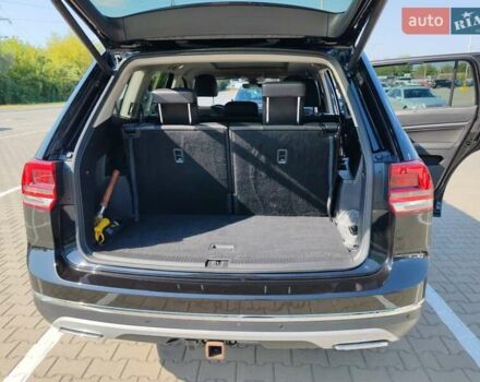 Фольксваген Atlas 2018 в Черновцах на Automoto.ua Черный Фольксваген Atlas, объемом двигателя 3.6 л и пробегом 160 тыс. км за 28500 $, фото 6 на Automoto.ua