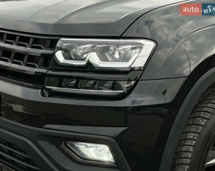 Черный Фольксваген Atlas, объемом двигателя 3.6 л и пробегом 179 тыс. км за 22000 $, фото 10 на Automoto.ua