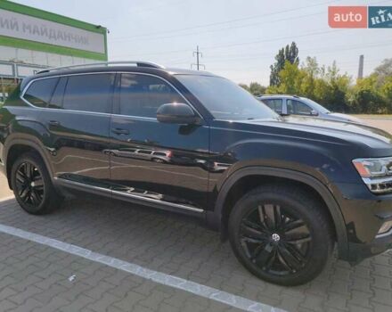 Фольксваген Atlas 2018 в Черновцах на Automoto.ua Черный Фольксваген Atlas, объемом двигателя 3.6 л и пробегом 160 тыс. км за 28500 $, фото 1 на Automoto.ua