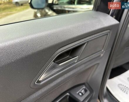 Чорний Фольксваген Atlas, об'ємом двигуна 2 л та пробігом 193 тис. км за 17950 $, фото 32 на Automoto.ua