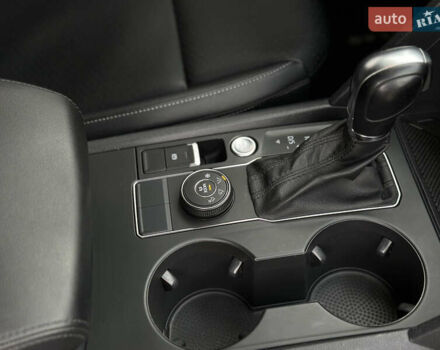 Черный Фольксваген Atlas, объемом двигателя 3.6 л и пробегом 179 тыс. км за 22000 $, фото 25 на Automoto.ua