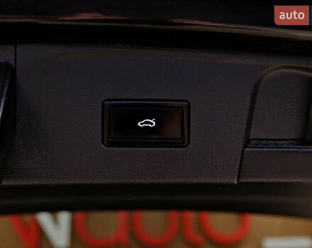 Черный Фольксваген Atlas, объемом двигателя 3.6 л и пробегом 96 тыс. км за 19900 $, фото 53 на Automoto.ua