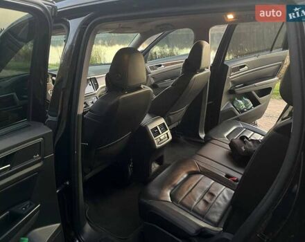 Черный Фольксваген Atlas, объемом двигателя 3.6 л и пробегом 159 тыс. км за 24000 $, фото 13 на Automoto.ua