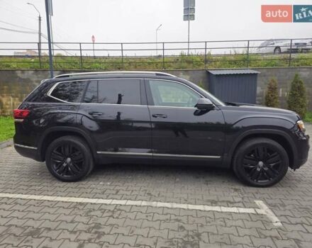 Черный Фольксваген Atlas, объемом двигателя 3.6 л и пробегом 90 тыс. км за 25500 $, фото 6 на Automoto.ua